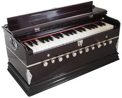 Online-Harmonium-store-buy-best-quality-Harmonium-cost-price-discounts